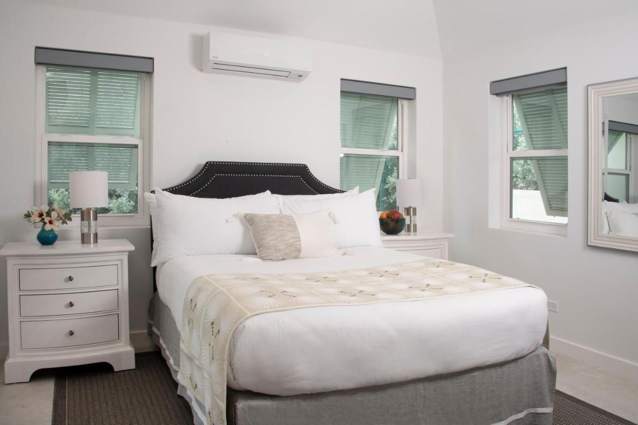 Hotel Azura Bermuda à Mount Pleasant Extérieur photo